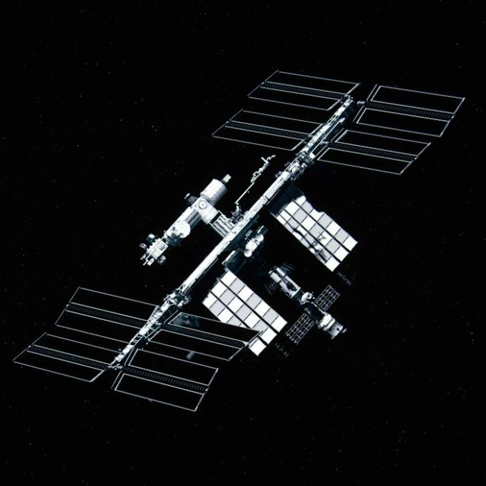 NASA and Canadian Astronauts Complete 7-Hour ISS Spacewalk to Install Seventh Solar Array