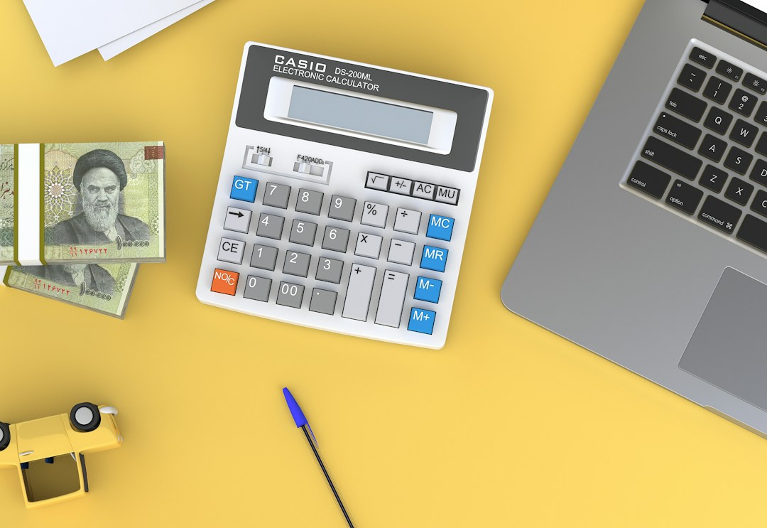 Can AI Help You Manage Your Money? A Practical Guide to Budgeting, Saving and Staying Safe